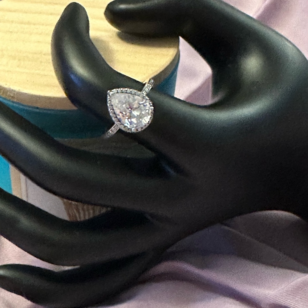 Pandora Pear-Cut Halo Ring 925 silver , size 7